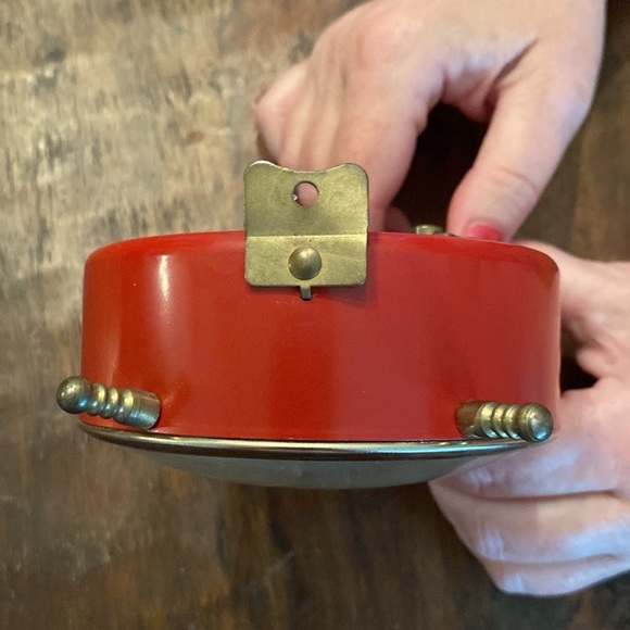 Vintage 60's Mickey Mouse Alarm Clock - Picture 6 of 7